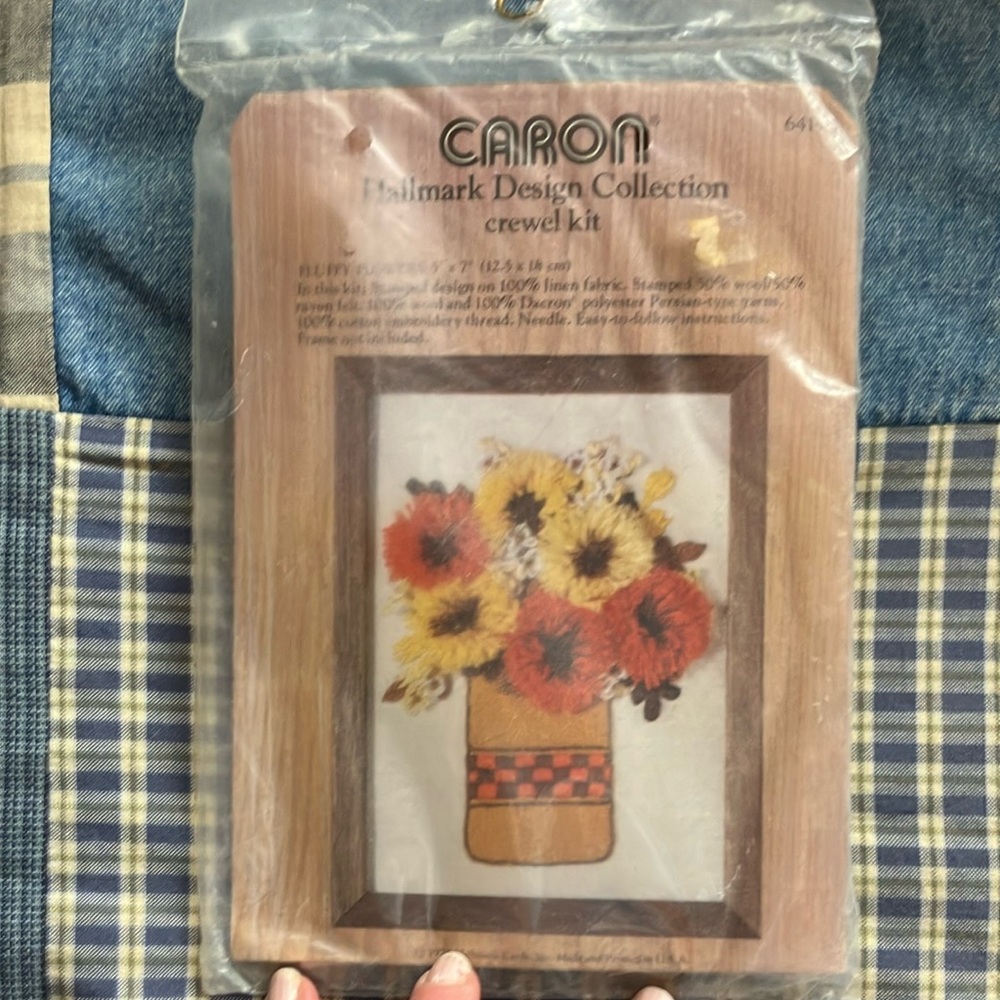 1976 Hallmark Cards Crewel Kit